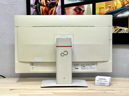 Fujitsu P27T-7 LED 4